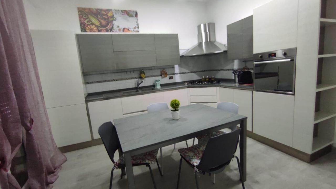 Appartement L'Arco à Trapani Extérieur photo